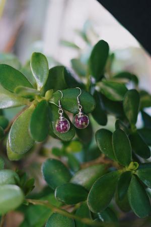 lilas-des-indes-boucles-d_oreilles-energetiques-serenite-argente-nature