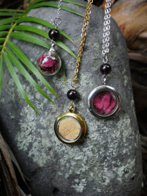 Collier Féminin sacré- médaillon doré – Image 6