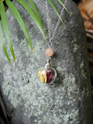collier sphère argenté fertilité