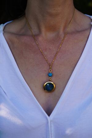 Collier Communication - médaillon doré – Image 3