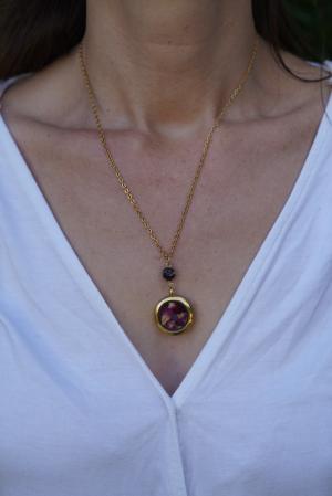 Collier Amour - médaillon doré – Image 2