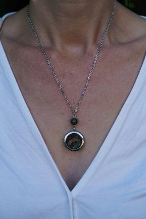 Collier Nouveau départ- médaillon argenté – Image 3