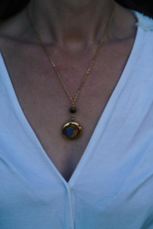 Collier Confiance - médaillon doré – Image 4